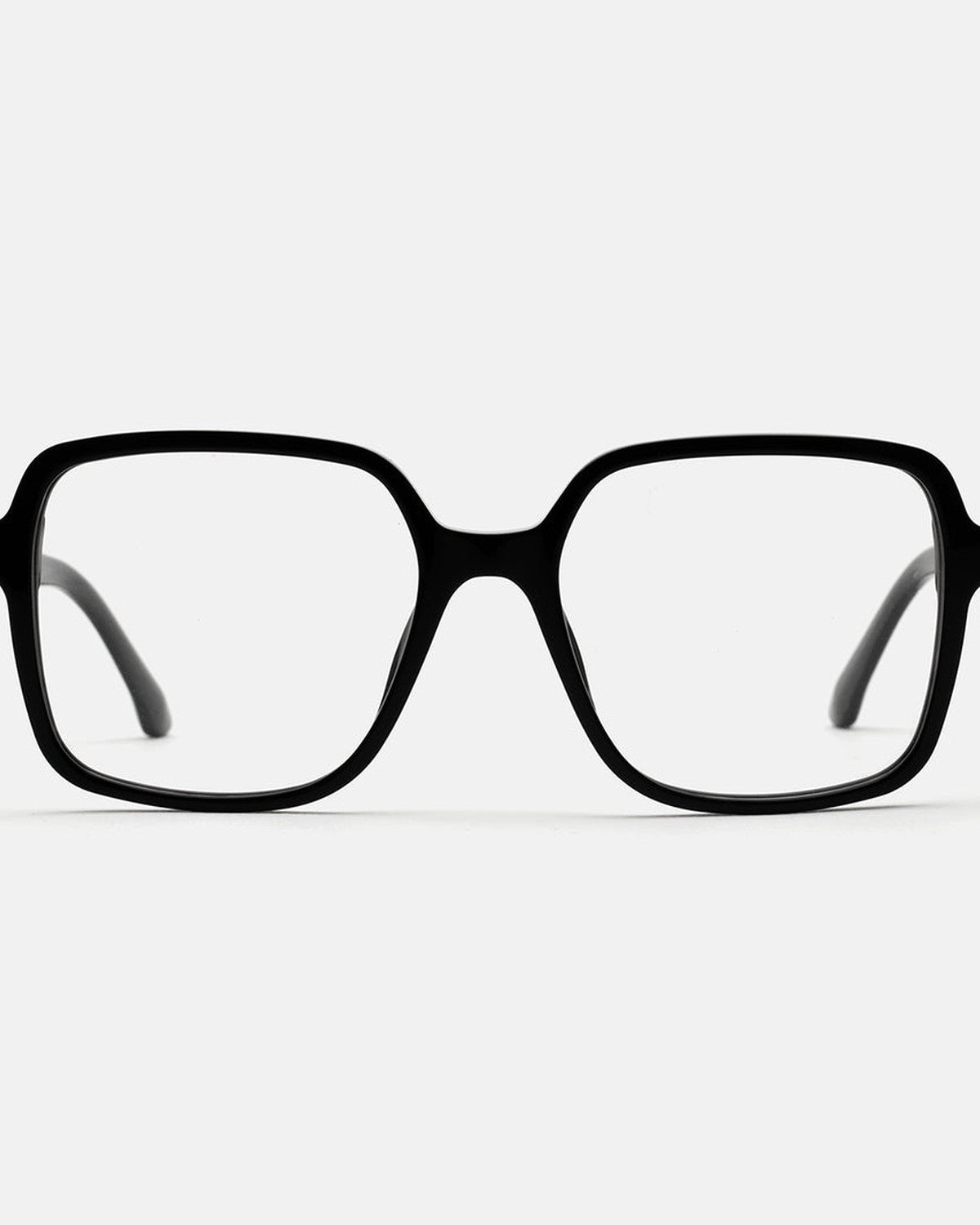Straight-on front view of RETROSUPERFUTURE Numero 149 Nero sunglasses.
