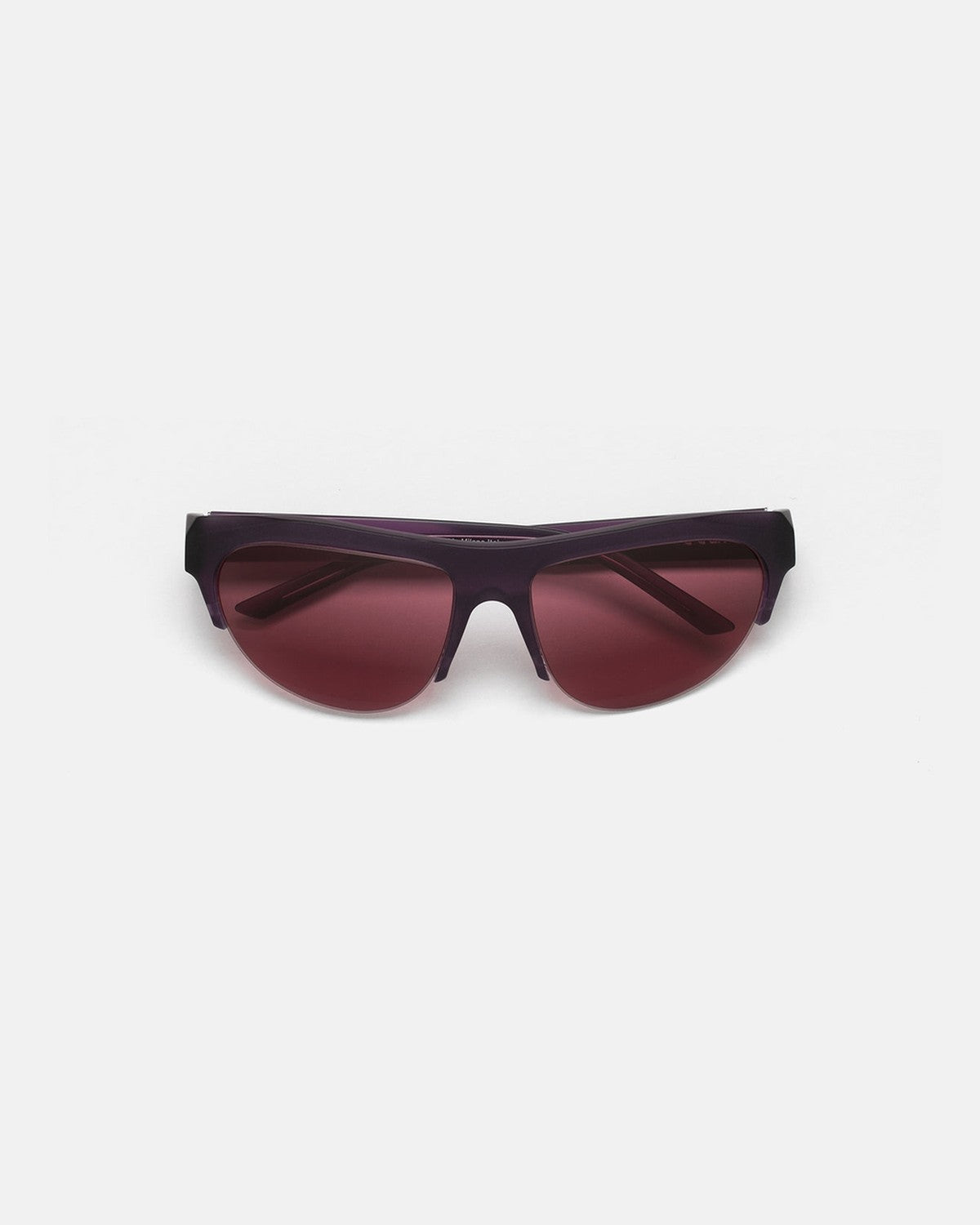 Front view of RETROSUPERFUTURE Ora Melanzana sunglasses.