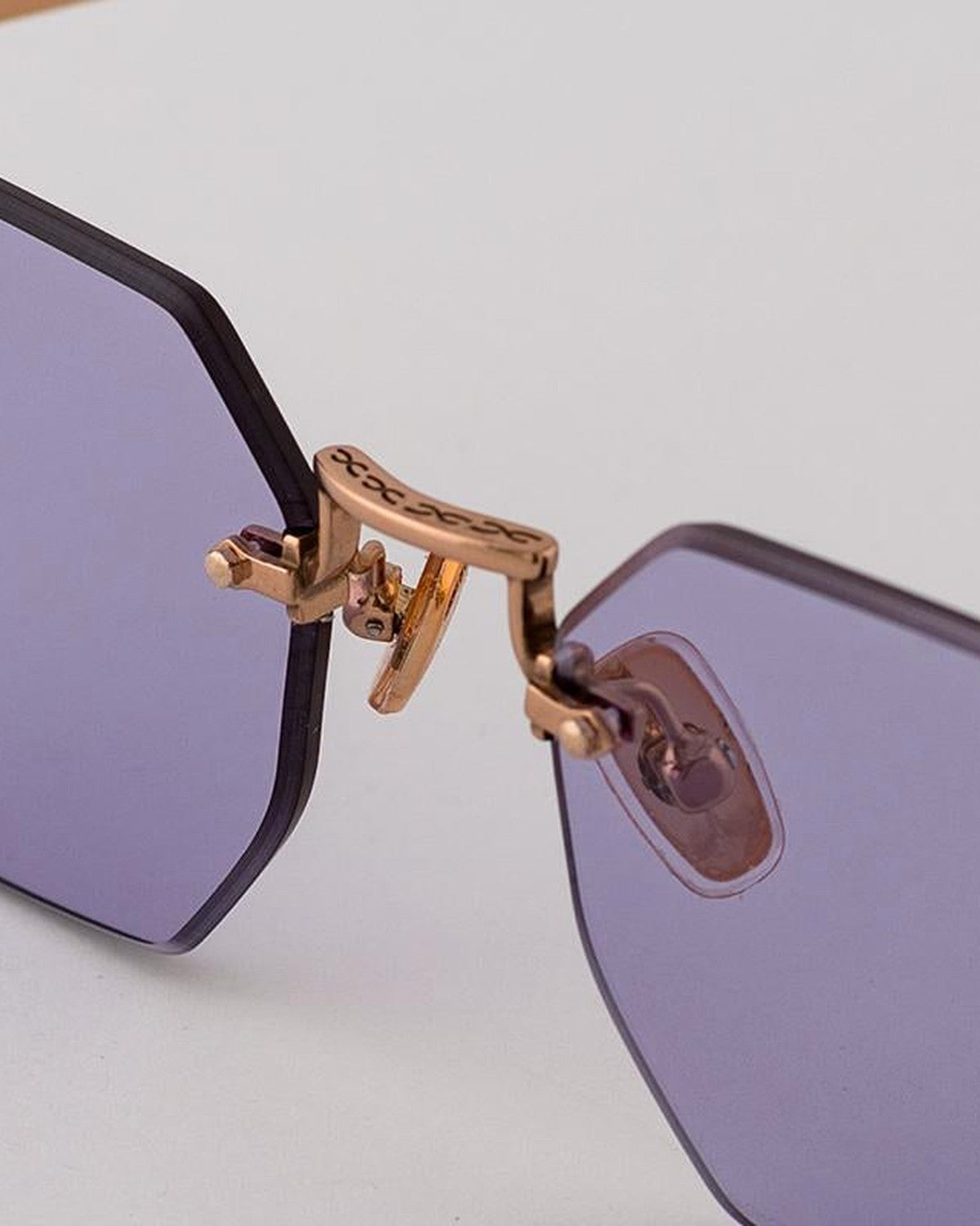 Close-up of the bridge and nose pad assembly on EYEPETIZER PANTHERE C.9-49 sunglasses.