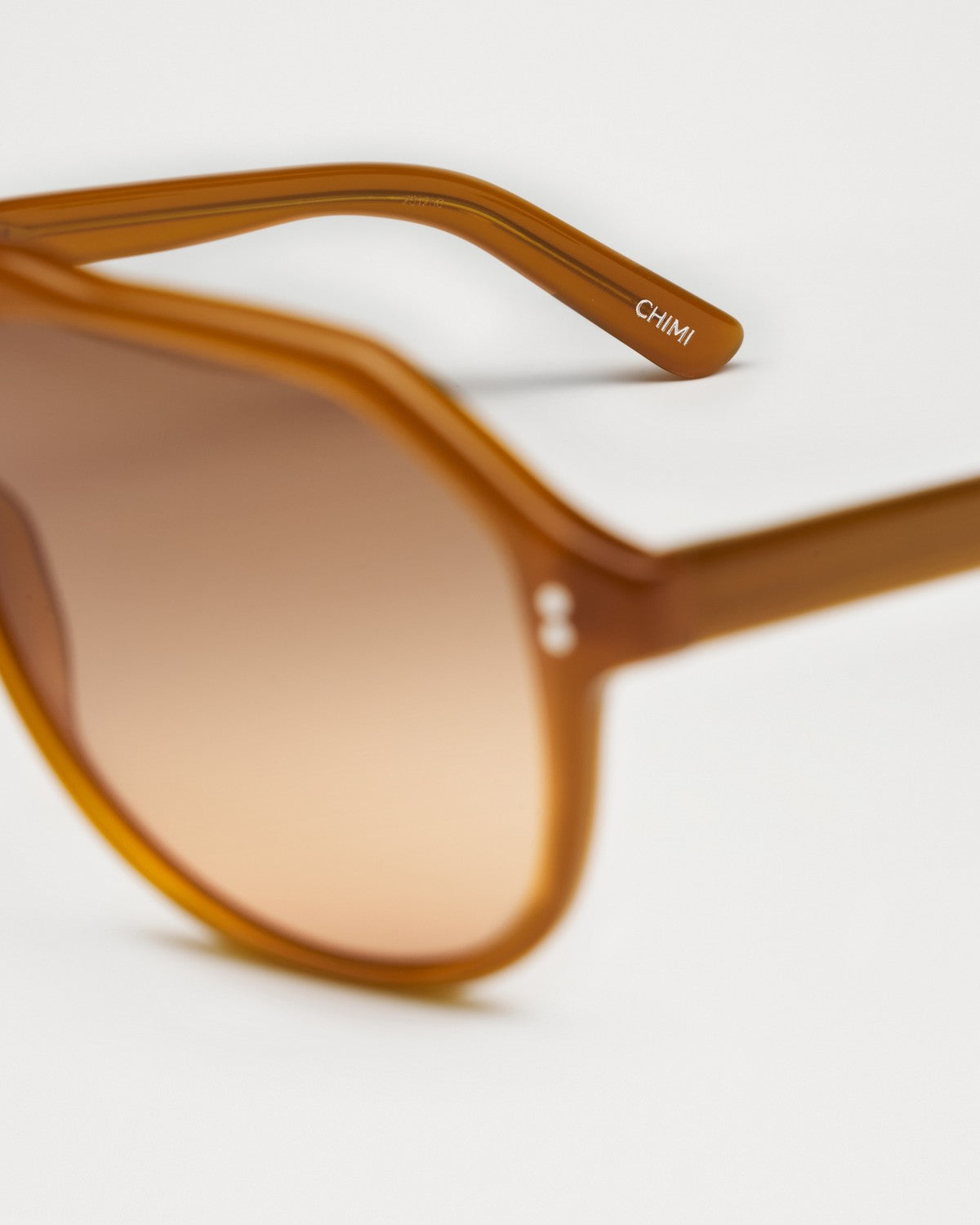 CHIMI Sally Honey Brown Honey / Brown