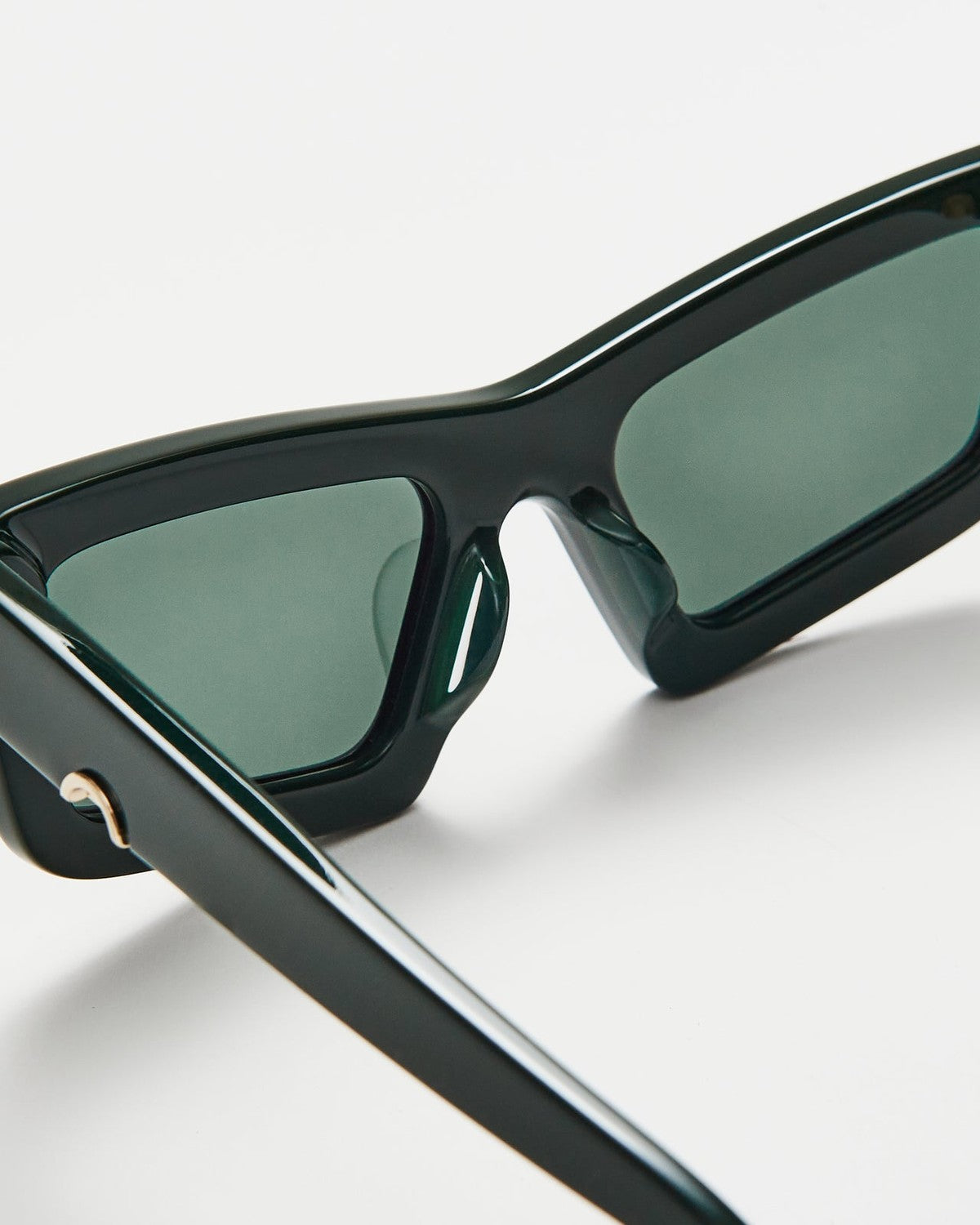 HUMA Tilde . Green Green / Ultra Green